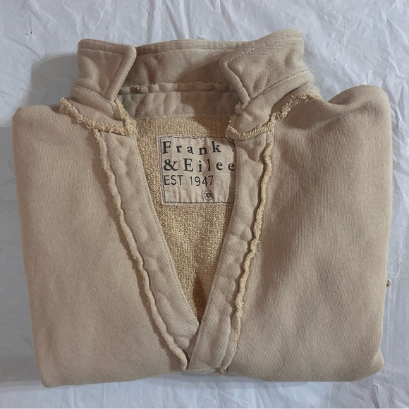 Frank & Eileen Patrick Popover Henley Top Size XS - Picture 2 of 9